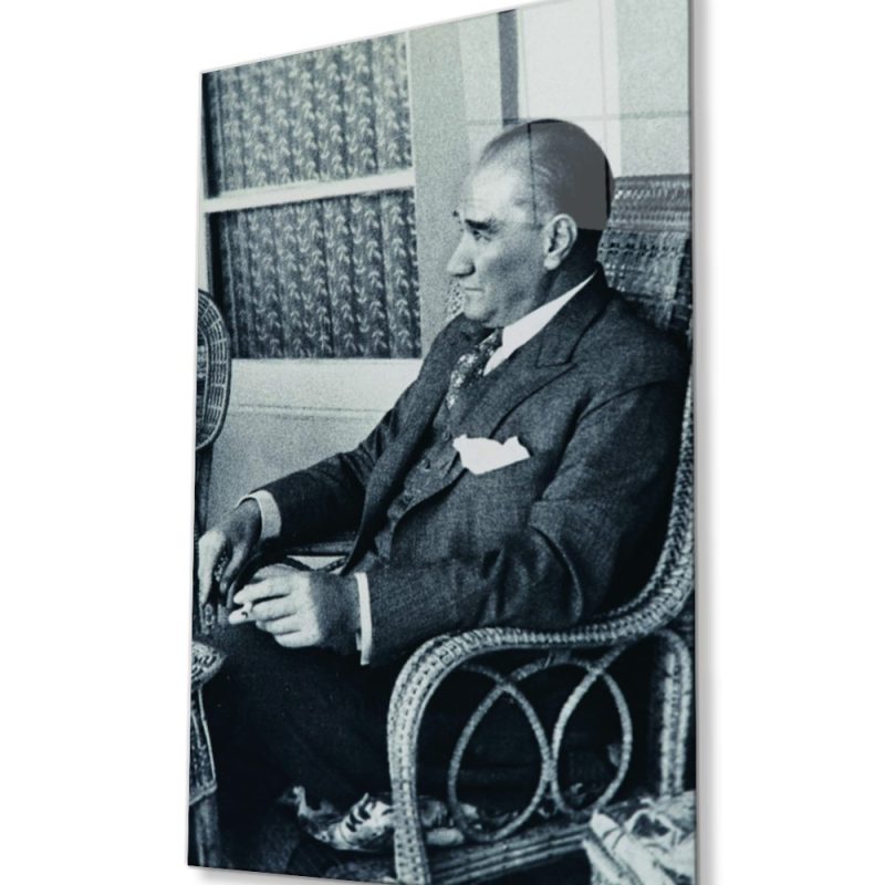 Atatürk Portresi Cam Tablo, Ev ve Ofis Duvar Dekoru, Hediyelik Büyük Temperli 4 mm Cam Tablo