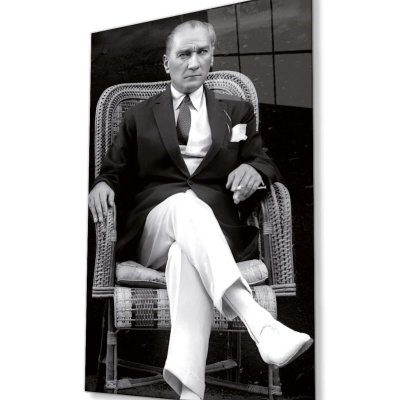 Atatürk Baskılı Cam Tablo 4mm Dayanıklı Temperli Cam