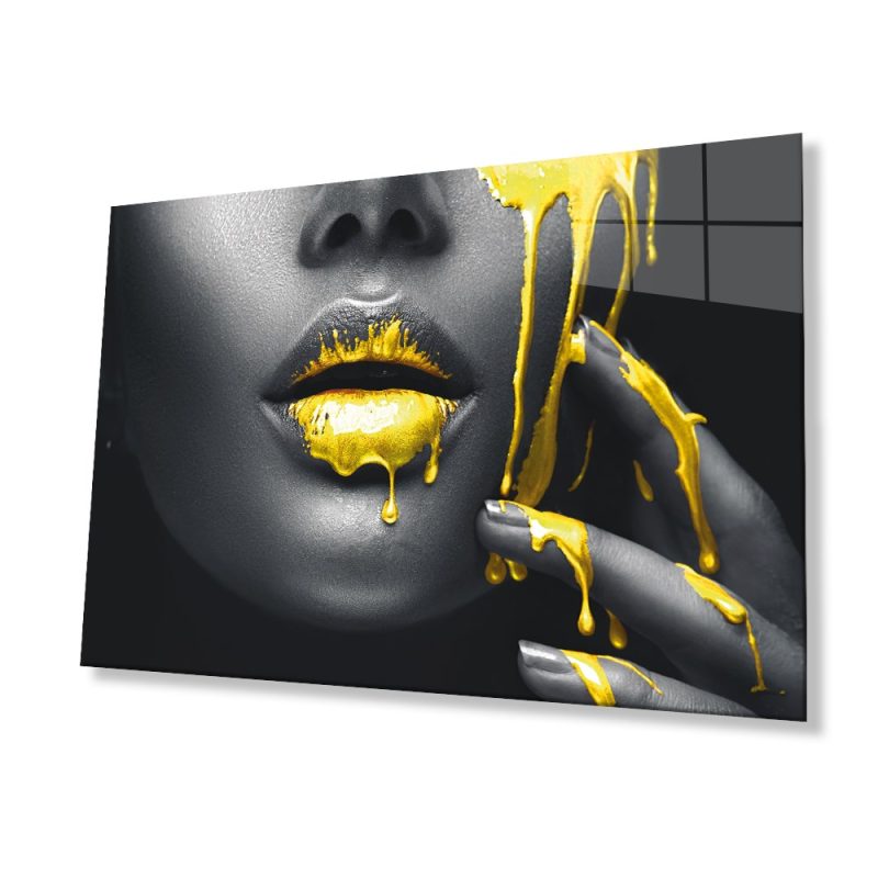 Sarı Dudaklı  Kadın Cam Tablo