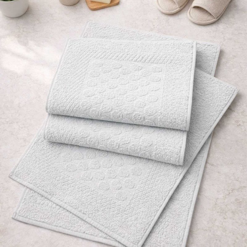 3lü Pamuklu Ayak Havlusu Seti Kabartma Desenli 50x70 Cm Açık Gri
