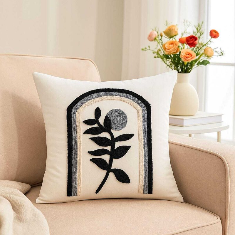 Mira Home Dekoratif Punch Kare Lale Nakışlı Kırlent Kılıfı